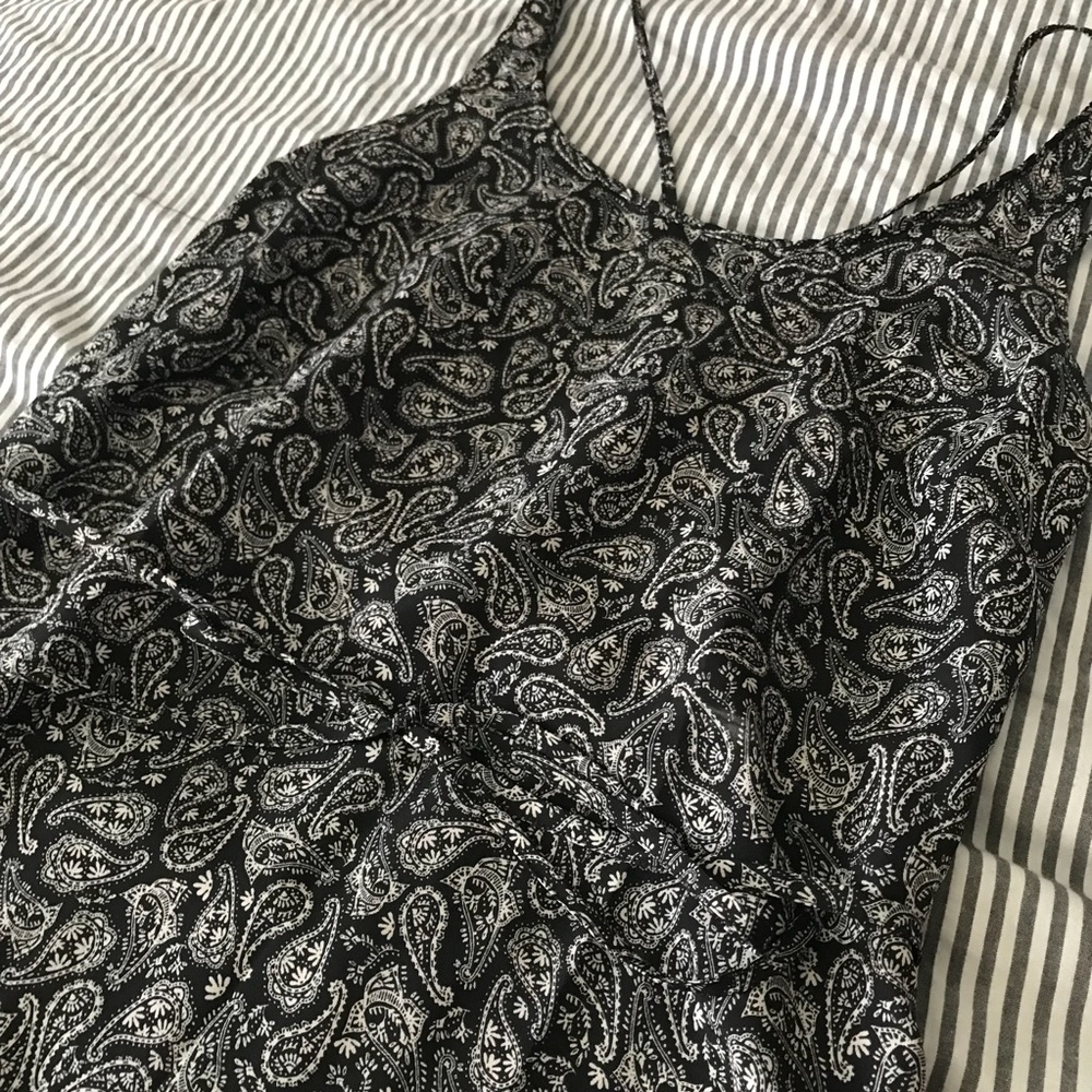 Forever 21 Navy Blue Paisley Shift Dress